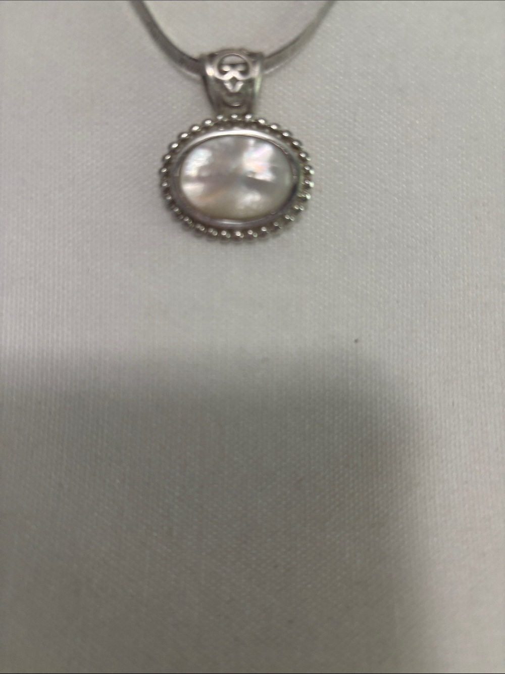 Sterling Silver Mother-of-Pearl Pendant and Earrings Set - White - Picture 2 of 5
